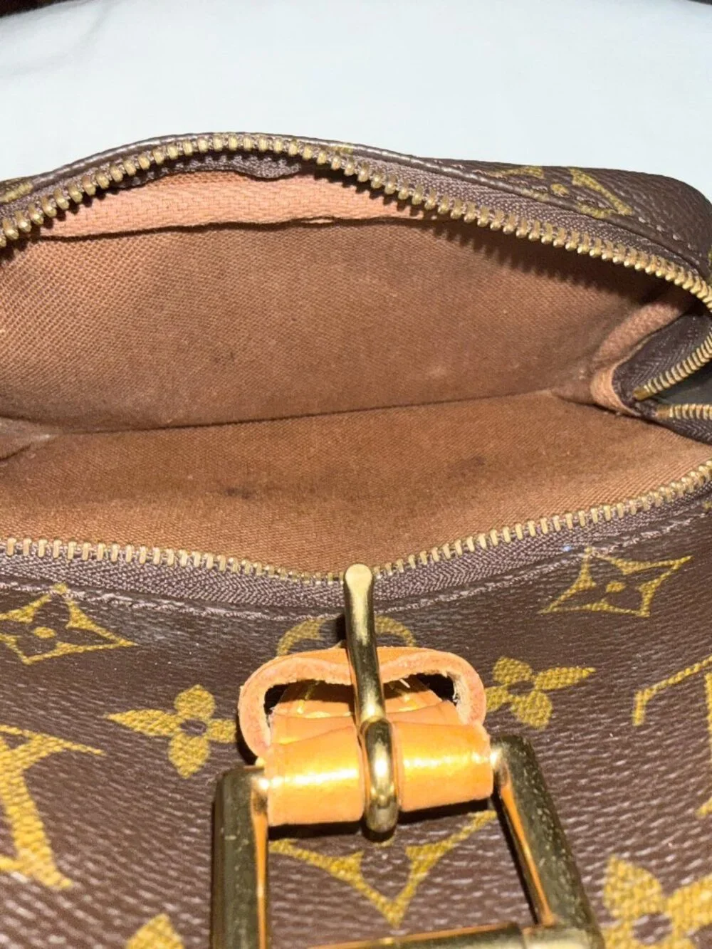 LV MONTSOURIS MM BACKPACK & KEY HOLDER SET